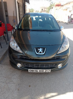 voitures-peugeot-207-2008-sportium-el-khroub-constantine-algerie