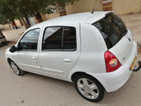 voitures-renault-clio-campus-2012-bye-ain-lahdjar-setif-algerie