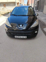 voitures-peugeot-207-2012-setif-algerie