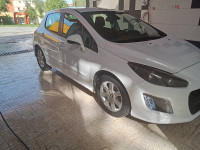 voitures-peugeot-308-2013-sportium-guelma-algerie