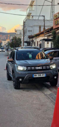 voitures-dacia-duster-2024-gold-annaba-algerie