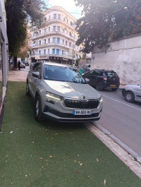 voitures-skoda-karoq-2023-luxury-el-mouradia-alger-algerie