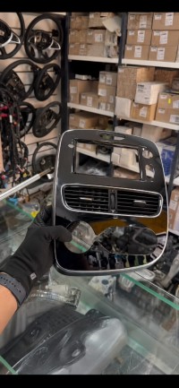الصوت-و-والترفيه-facade-radio-console-centrale-renault-clio-4-noir-brillant-100-origine-عين-مليلة-أم-البواقي-الجزائر