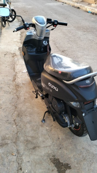 motos-et-scooters-vms-cuxi-2024-mascara-algerie