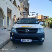 utilitaire-toyota-hilux-2008-ben-azzouz-skikda-algerie