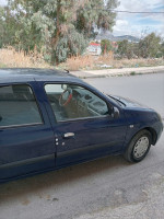 voitures-renault-clio-classique-2005-souk-ahras-algerie