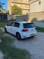 voitures-volkswagen-golf-7-2019-drive-annaba-algerie