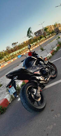 motos-et-scooters-z800-kawasaki-2016-gdyel-oran-algerie