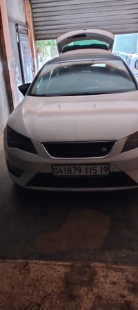 سيارات-seat-leon-2015-بازر-سكرة-سطيف-الجزائر