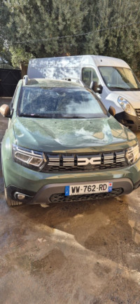 voitures-dacia-duster-2024-gold-chorfa-bouira-algerie