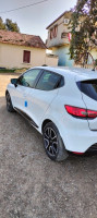 voitures-renault-clio-4-2015-limited-taher-jijel-algerie