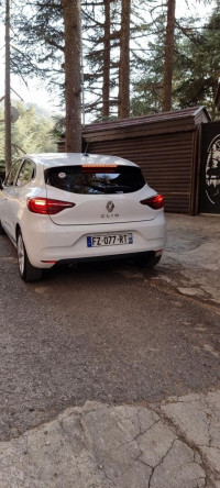 voitures-renault-clio5-2021-blida-algerie