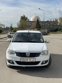 voitures-dacia-logan-2012-el-hadjar-annaba-algerie