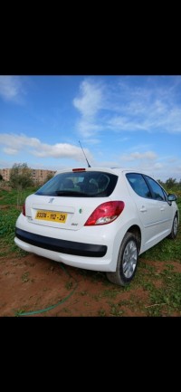 سيارات-peugeot-207-2012-new-active-الغمري-معسكر-الجزائر