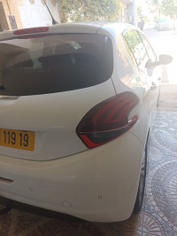 voitures-peugeot-208-2019-allure-facelift-setif-algerie