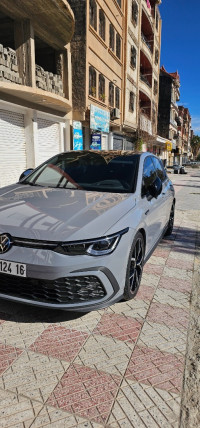 voitures-volkswagen-golf-8-2024-gtd-batna-algerie