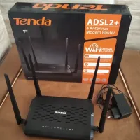 Modem Tenda Router 4 Antennes Wireless N300 ADSL2+