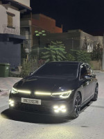 voitures-volkswagen-golf-8-2023-gtd-batna-algerie