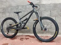 Velo vtt enduro freeride commencal clash
