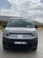 voitures-fiat-doblo-2023-italein-constantine-algerie