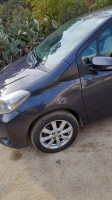 voitures-toyota-yaris-2013-touch-taghzout-bouira-algerie