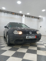 voitures-volkswagen-golf-4-2000-match-msila-algerie