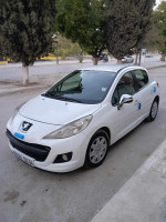 voitures-peugeot-207-plus-2013-algerie