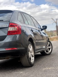 سيارات-skoda-rapid-2015-آفلو-الأغواط-الجزائر