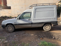 voitures-renault-express-1994-blida-algerie