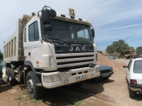 camion-jac-18-tonne-a-benne-2011-mostaganem-algerie