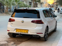 voitures-volkswagen-golf-7-2017-laghouat-algerie