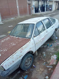 voitures-volkswagen-passat-1985-bordj-el-kiffan-alger-algerie