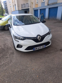 voitures-renault-clio5-2023-evolition-el-affroun-blida-algerie