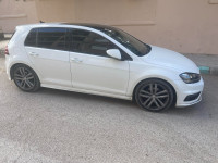 moyenne-berline-volkswagen-golf-7-2016-r-line-constantine-algerie