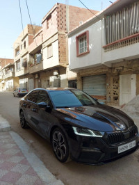 voitures-skoda-octavia-2023-vrs-44-batna-algerie