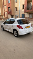 voitures-peugeot-207-2012-bordj-bou-arreridj-algerie