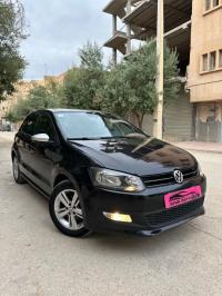 voitures-volkswagen-polo-2013-black-et-silver-djelfa-algerie