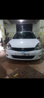 voitures-renault-clio-campus-2013-frenda-tiaret-algerie