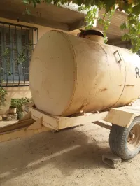 Citerne tracteur 2000litre سيتيرنة Citerne tracteur 2000litres سيتيرنة 