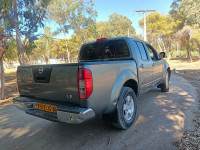 voitures-nissan-navara-2012-elegance-4x4-souk-el-thenine-bejaia-algerie