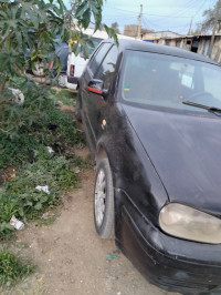 voitures-volkswagen-golf-4-2002-el-affroun-blida-algerie