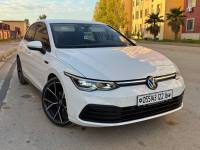 voitures-volkswagen-golf-8-2022-active-zeralda-alger-algerie