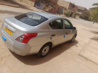 voitures-nissan-sunny-2013-bechar-algerie