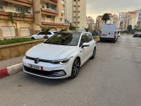 voitures-volkswagen-golf-8-2021-el-achour-alger-algerie