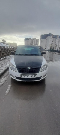 voitures-skoda-fabia-2012-monti-carlo-setif-algerie