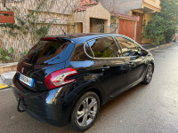 voitures-peugeot-208-2014-allure-bordj-el-kiffan-alger-algerie