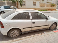 moyenne-berline-opel-astra-2001-les-eucalyptus-alger-algerie