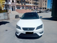 moyenne-berline-seat-leon-2015-fr15-ferdjioua-mila-algerie