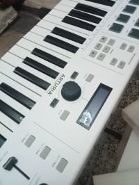 آلات-كهربائية-clavier-midi-arturia-key-lab-essential-49-بوسعادة-المسيلة-الجزائر