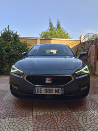 voitures-seat-leon-2022-style-bouira-algerie